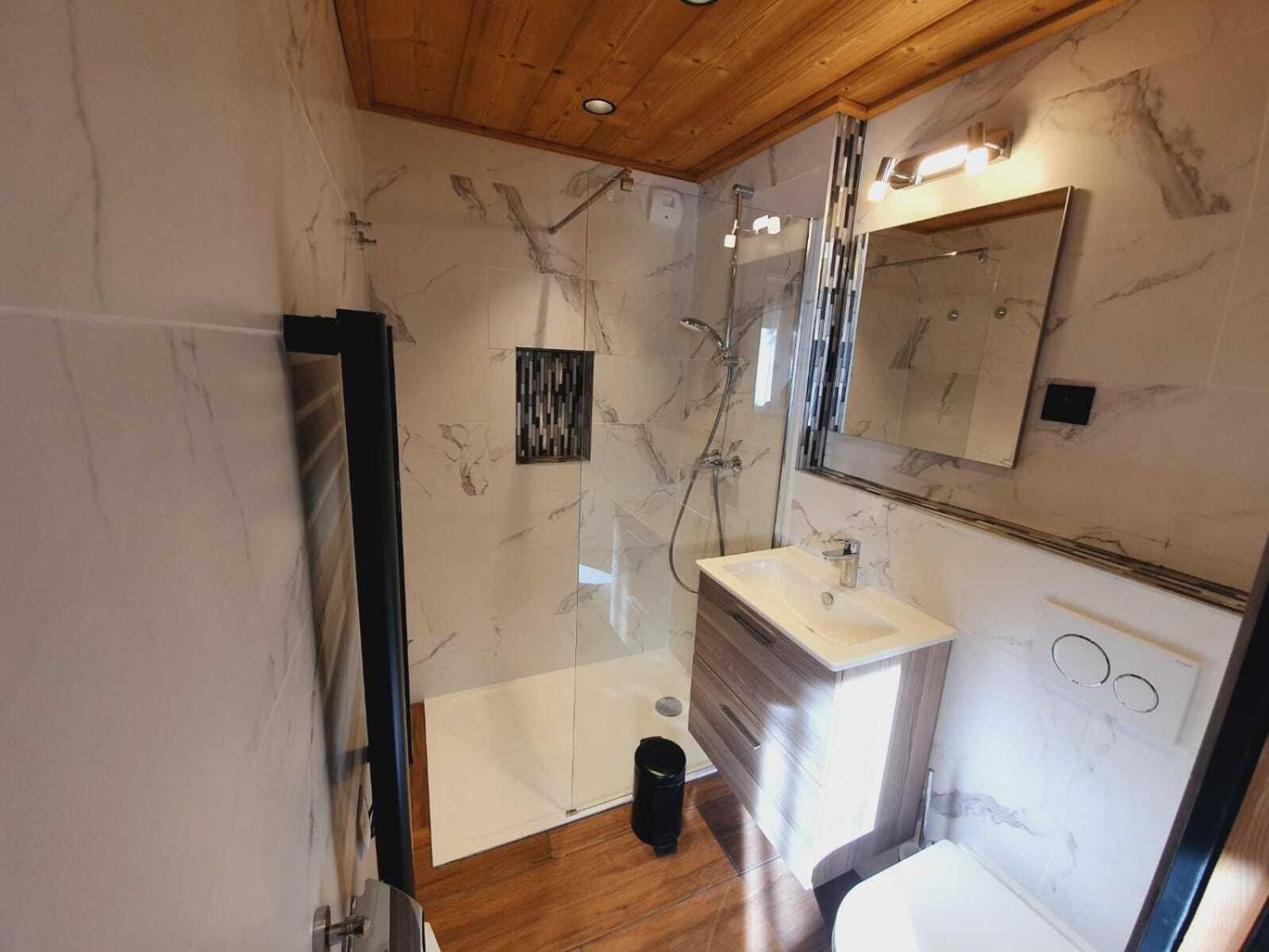 Chalet Delphinette - Spa Privatif Morzine Exterior photo